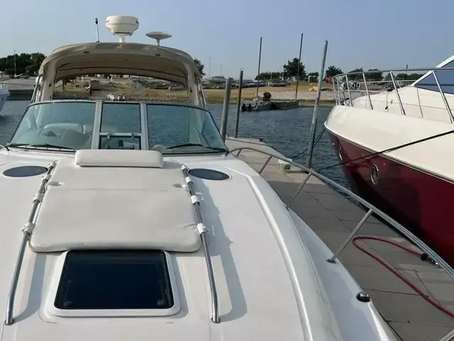 Sea Ray Sundancer 320