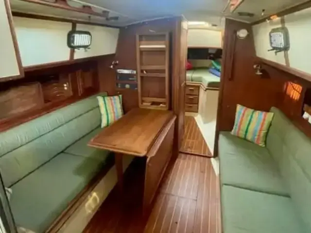 Pacific Seacraft 34