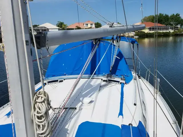 Beneteau Oceanis 370