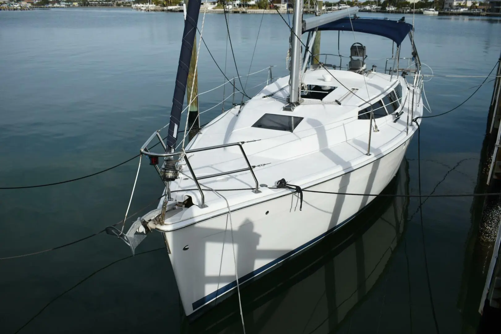 2013 Hunter e33