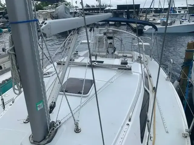 Catalina 320