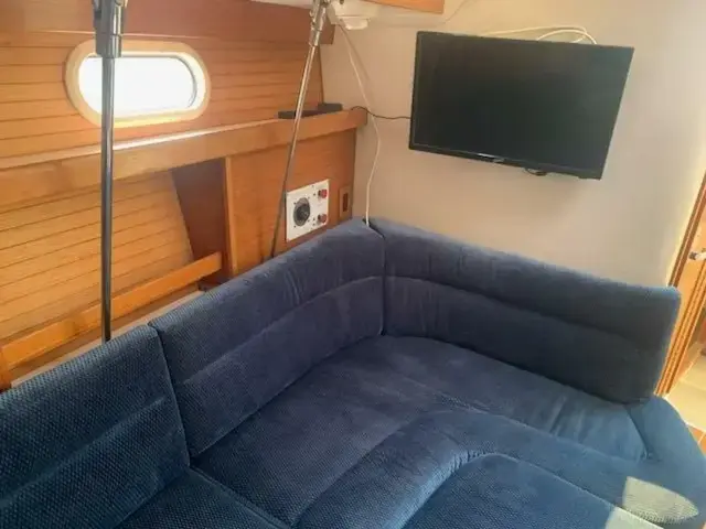 Catalina 320