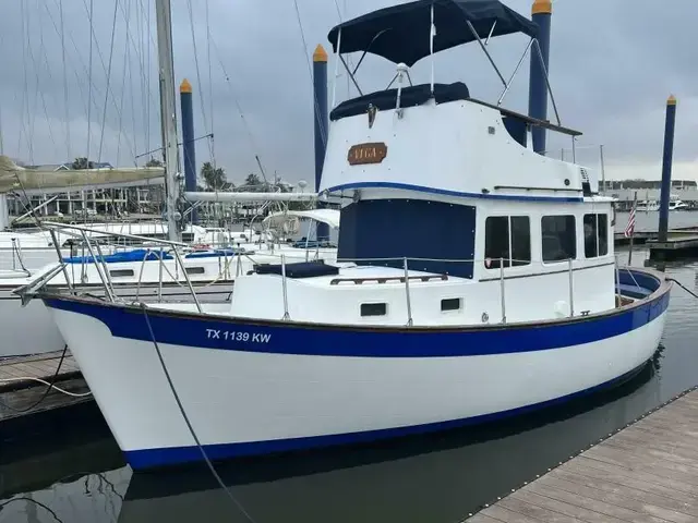 Willard Boats Nomad 30