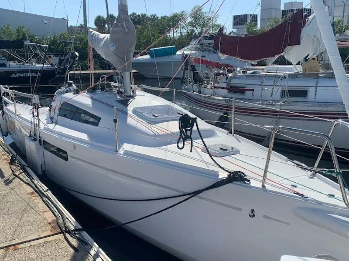 2024 Beneteau first 27