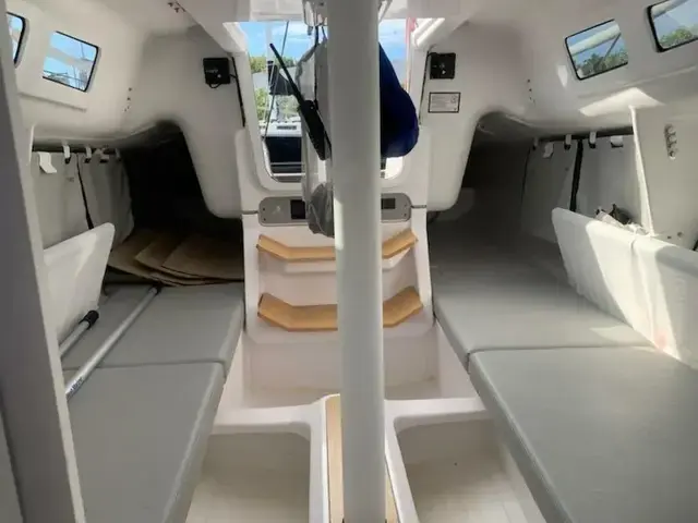 Beneteau First 27