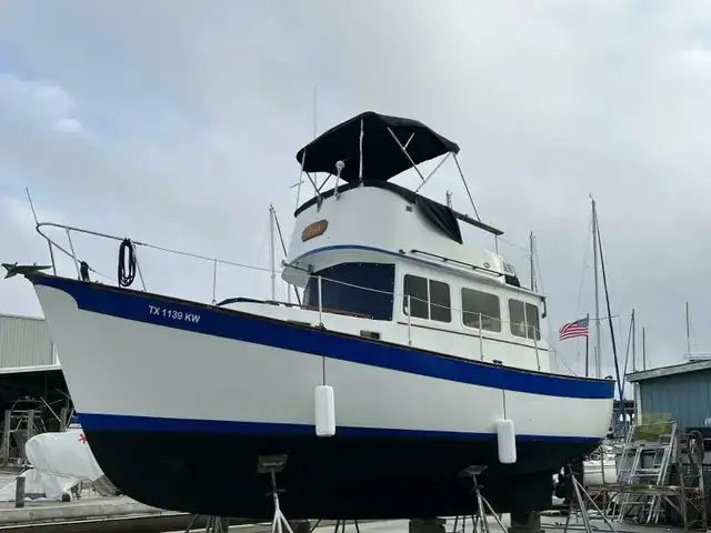 Willard Boats Nomad 30