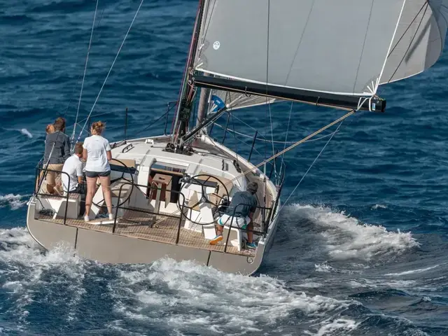 Beneteau First 44