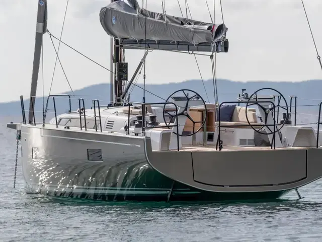 Beneteau First 44