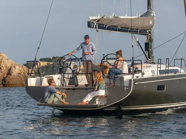 Beneteau First 44