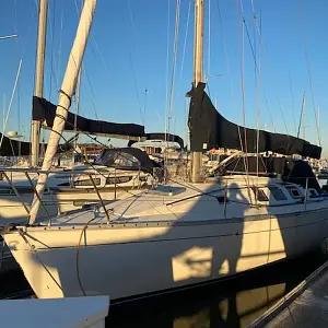 1990 Beneteau FIRST 35.5 RA-CU