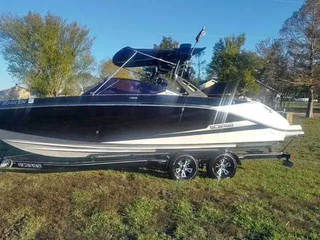 Scarab 255 Platinum SE Jet Boat