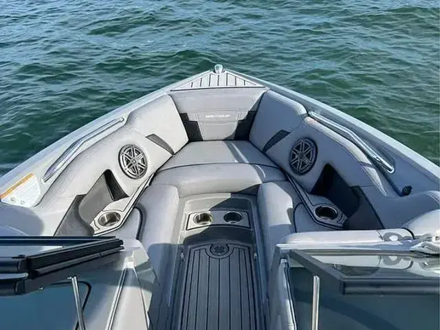 Super Air Nautique 210