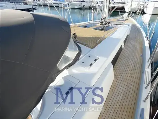 Hanse 548