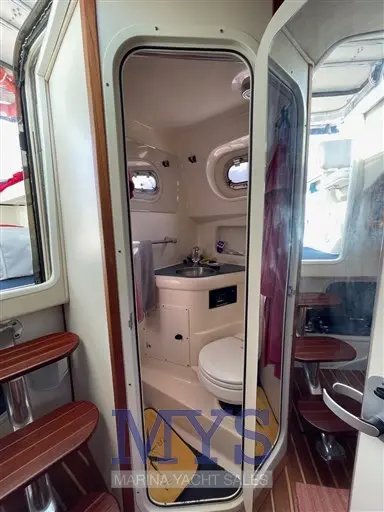 2005 Pursuit 3370 offshore