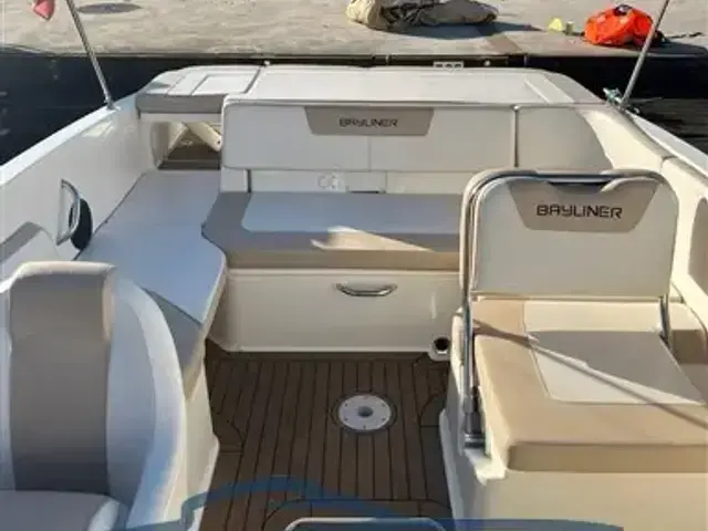 Bayliner VR6 Bowrider