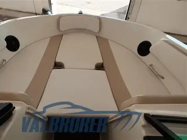 Bayliner VR6 Bowrider