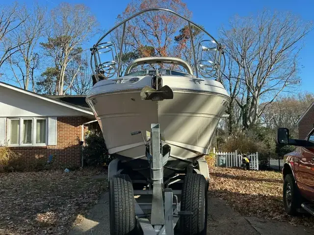 Sea Ray 280 Sundancer