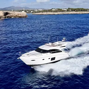 2015 Princess 52