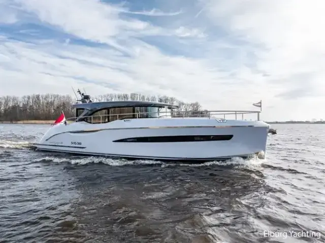 Van Den Hoven Voyager 50