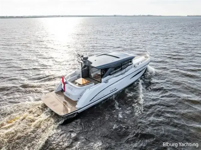 Van Den Hoven Voyager 50