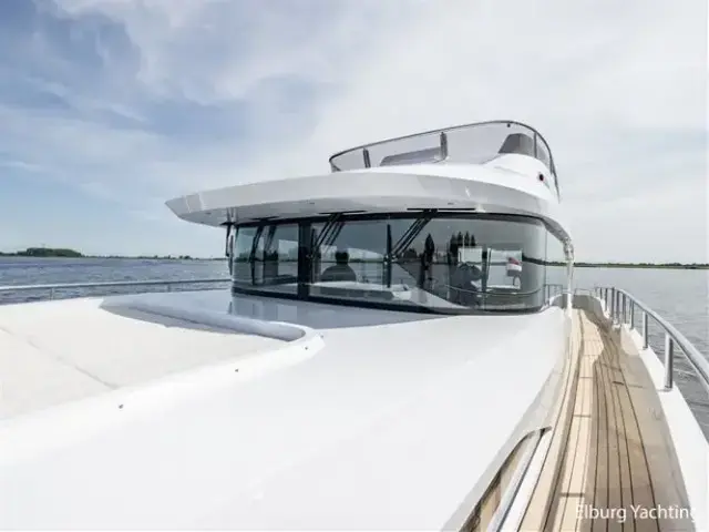 Van Den Hoven Voyager 56