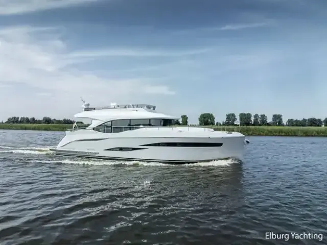 Van Den Hoven Voyager 56