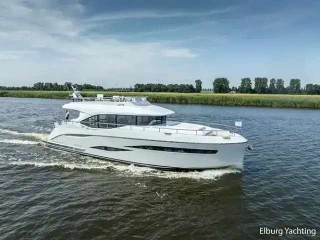 Van Den Hoven Voyager 56