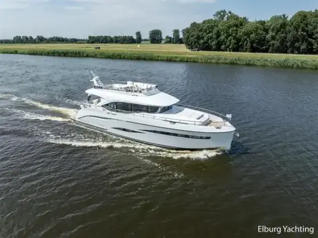 Van Den Hoven Voyager 56