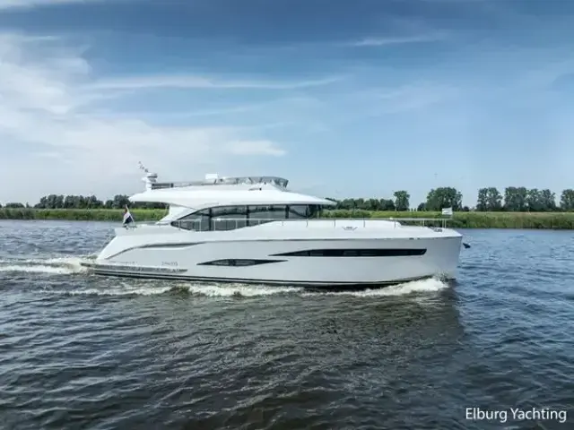 Van Den Hoven Voyager 56