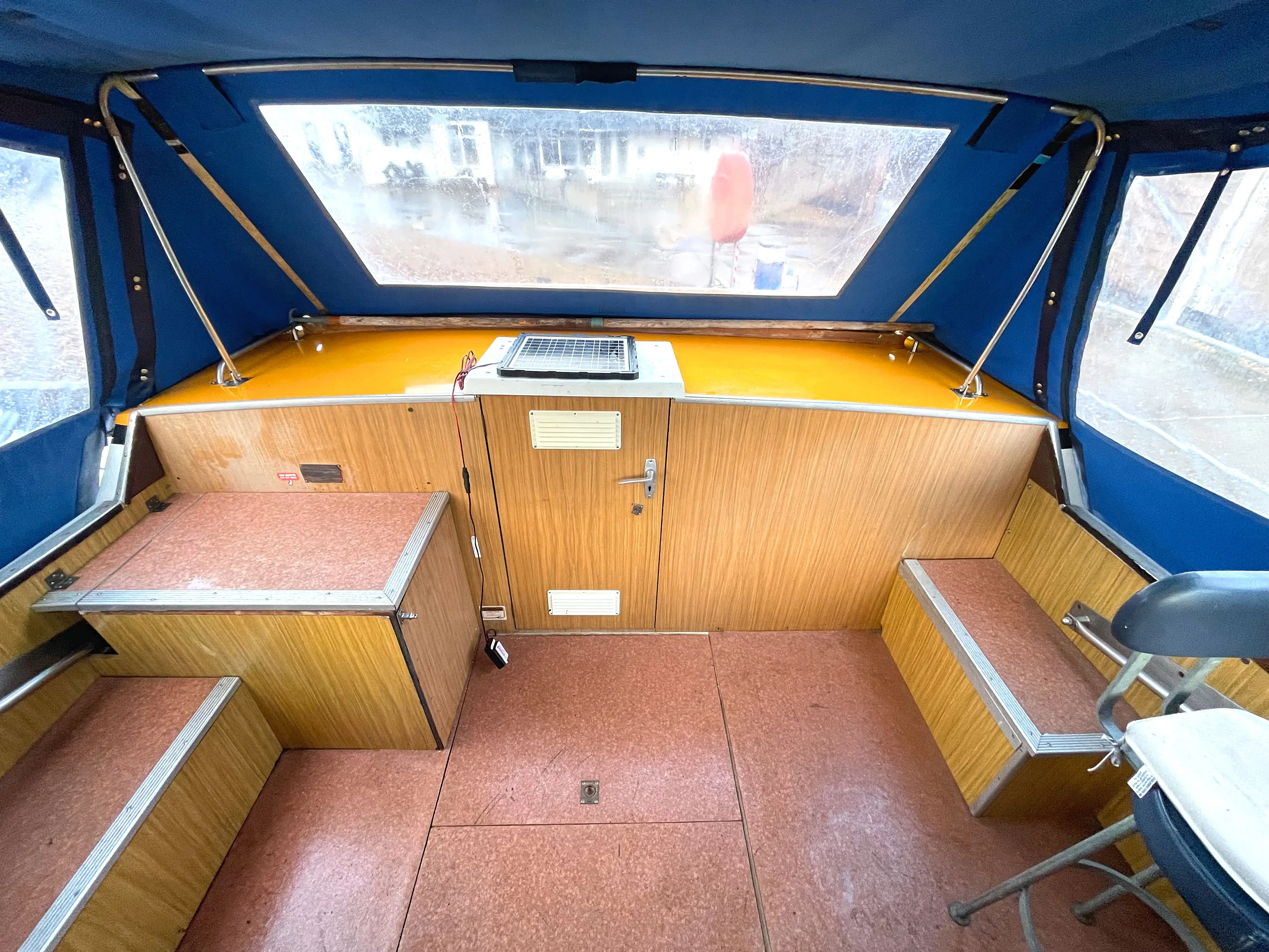 1978 Seamaster 30 aft cabin