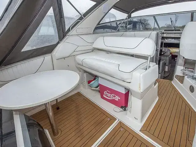 Bayliner 3255 Avanti