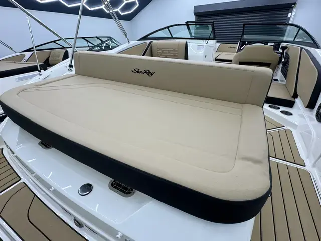 Sea Ray 210 SPXE