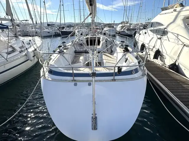 Cantiere Del Pardo Grand Soleil 42