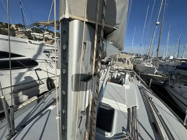 Cantiere Del Pardo Grand Soleil 42