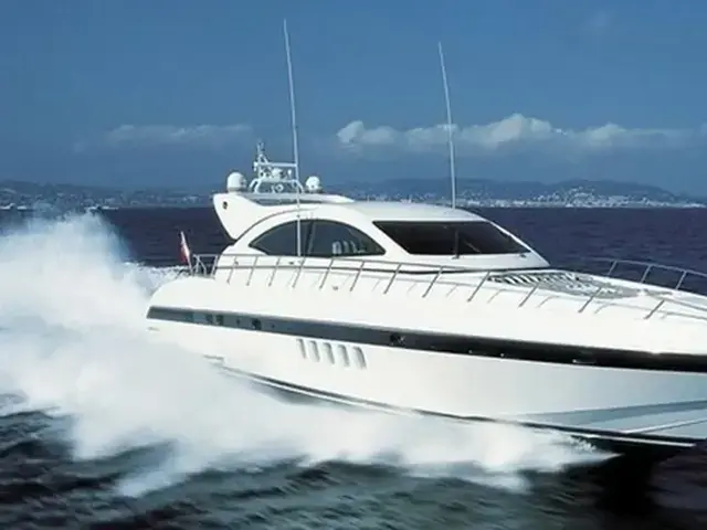 Mangusta 72