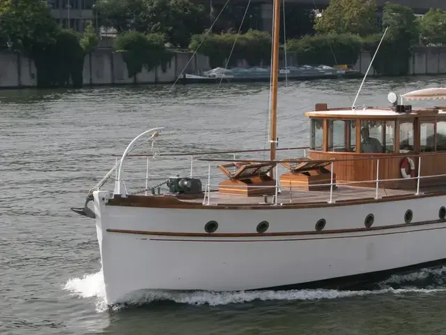 Brooke 65ft Classic Gentleman Motor Yacht