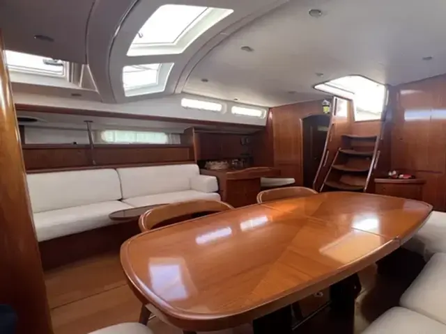 Beneteau Oceanis 57