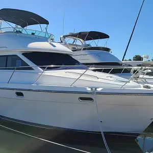 2001 Bayliner 3788 Command Bridge Motoryacht