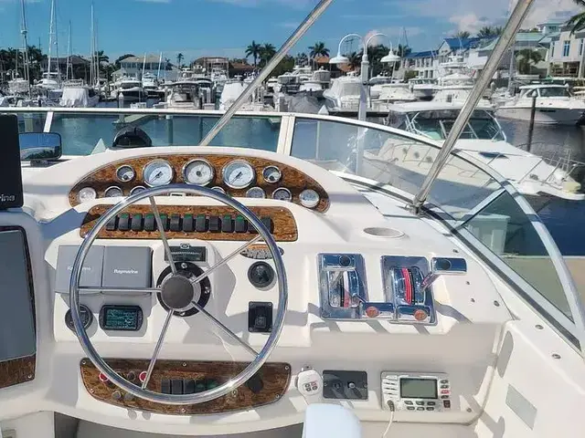 Bayliner 3788 Command Bridge Motoryacht