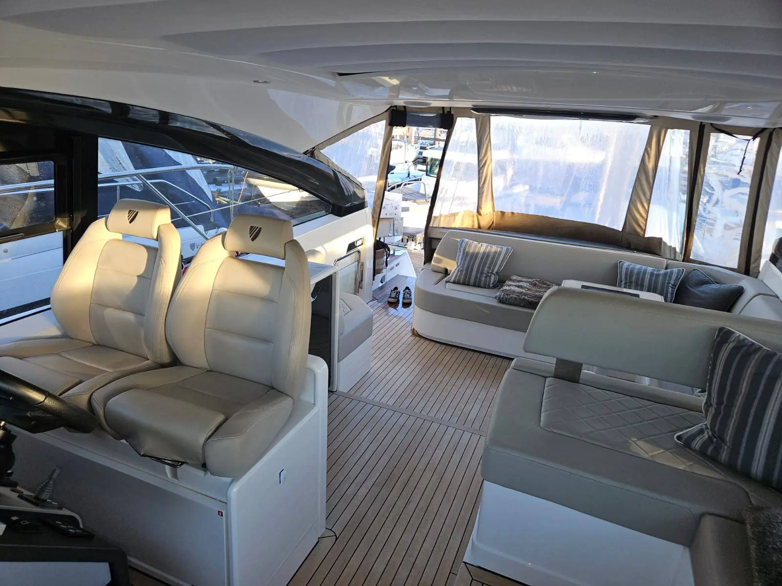 2019 Fairline targa 43