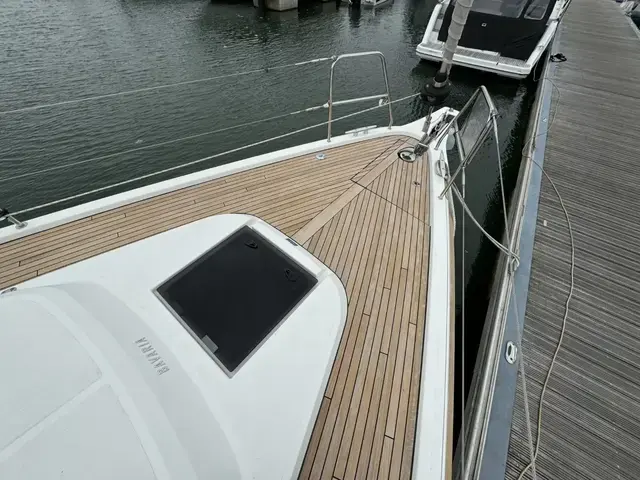 Bavaria C 42