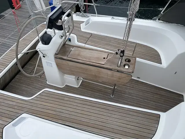 Bavaria 33 Cruiser