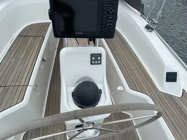 Bavaria 33 Cruiser