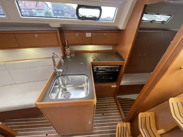 Bavaria 33 Cruiser