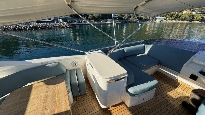 2018 Princess 49