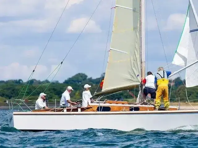 Classic Yachting World Seahorse