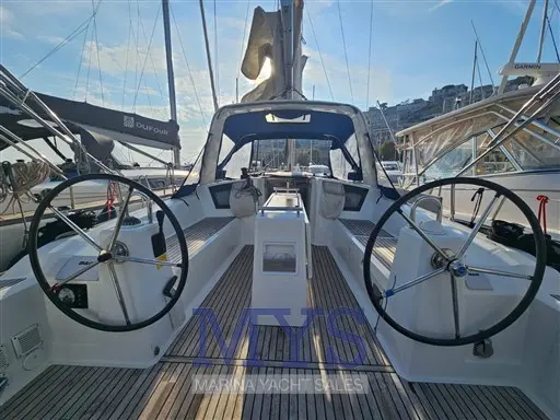 2019 Beneteau oceanis 38.1