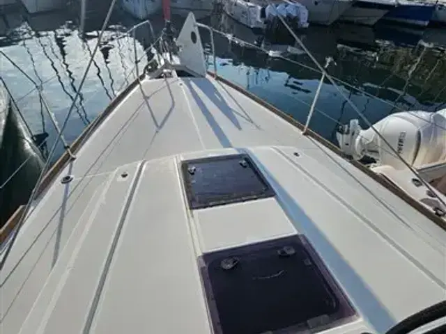 Beneteau Oceanis 38.1