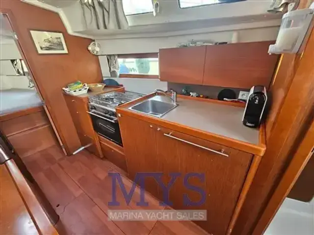 Beneteau Oceanis 38.1