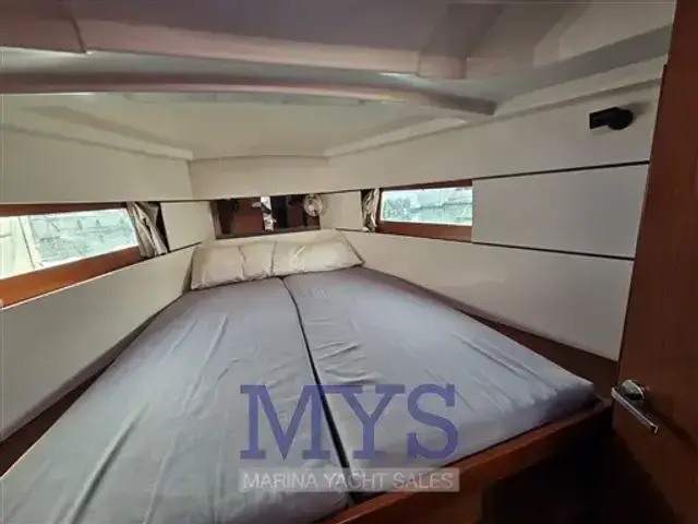 Beneteau Oceanis 38.1